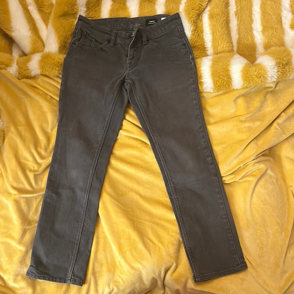 Like new volcom jeans Slim straight size 24 boys